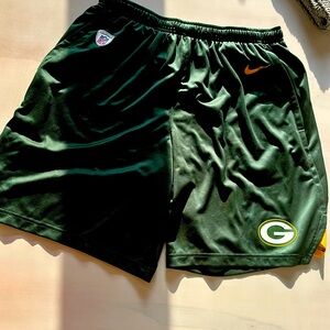 Nike dri-fit Green Bay Packers shorts. New, washed, never worn.
